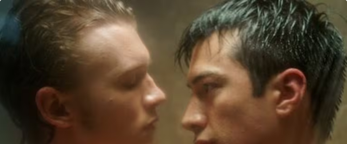 « Heated Rivalry » : on a vu la romance gay qui affole le monde des séries