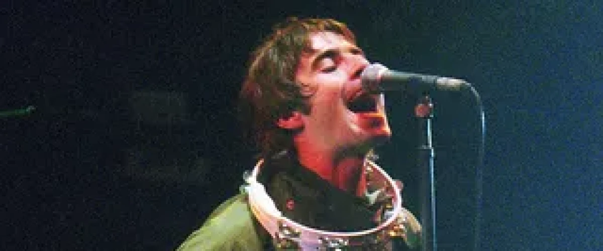 Oasis : 29 images du style Britpop des frères Gallagher